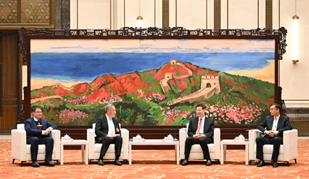 许昆林周波与省政协港澳委员和特邀列席人士